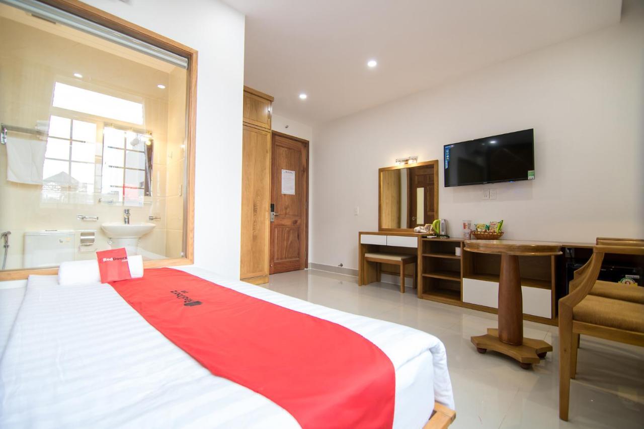 Reddoorz Plus Near Lotte Mart Cong Hoa Ciudad Ho Chi Minh  Exterior foto