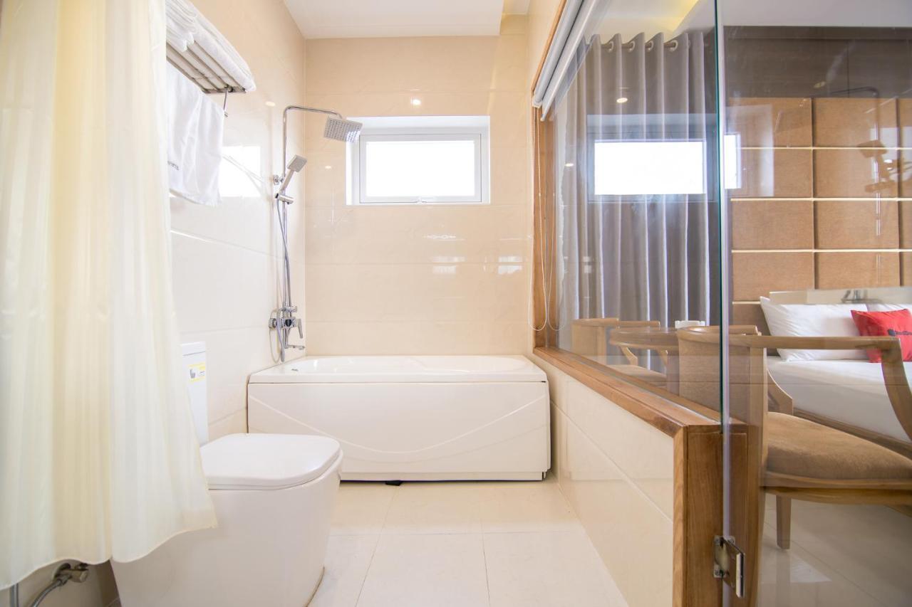 Reddoorz Plus Near Lotte Mart Cong Hoa Ciudad Ho Chi Minh  Exterior foto