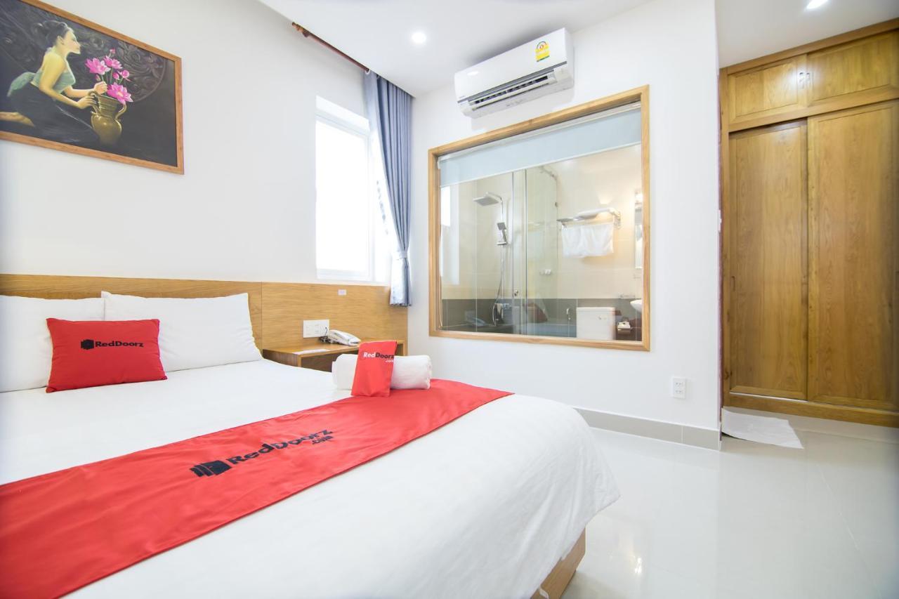 Reddoorz Plus Near Lotte Mart Cong Hoa Ciudad Ho Chi Minh  Exterior foto